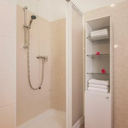 Διαμέρισμα Easy Welcome Ams 102 Civenna